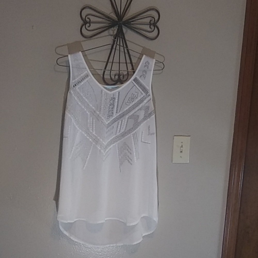 Maurices sleeve less blouse
